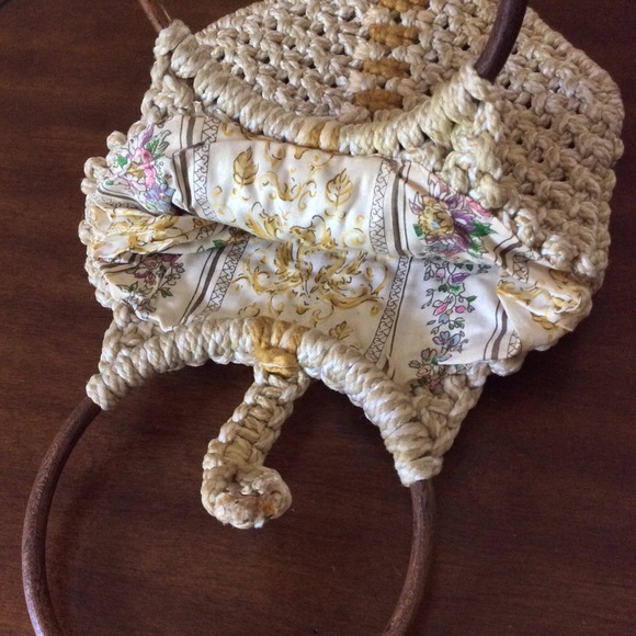 Vintage 1970s Handmade Macrame Wooden Handle Purse - Picture 8 of 11